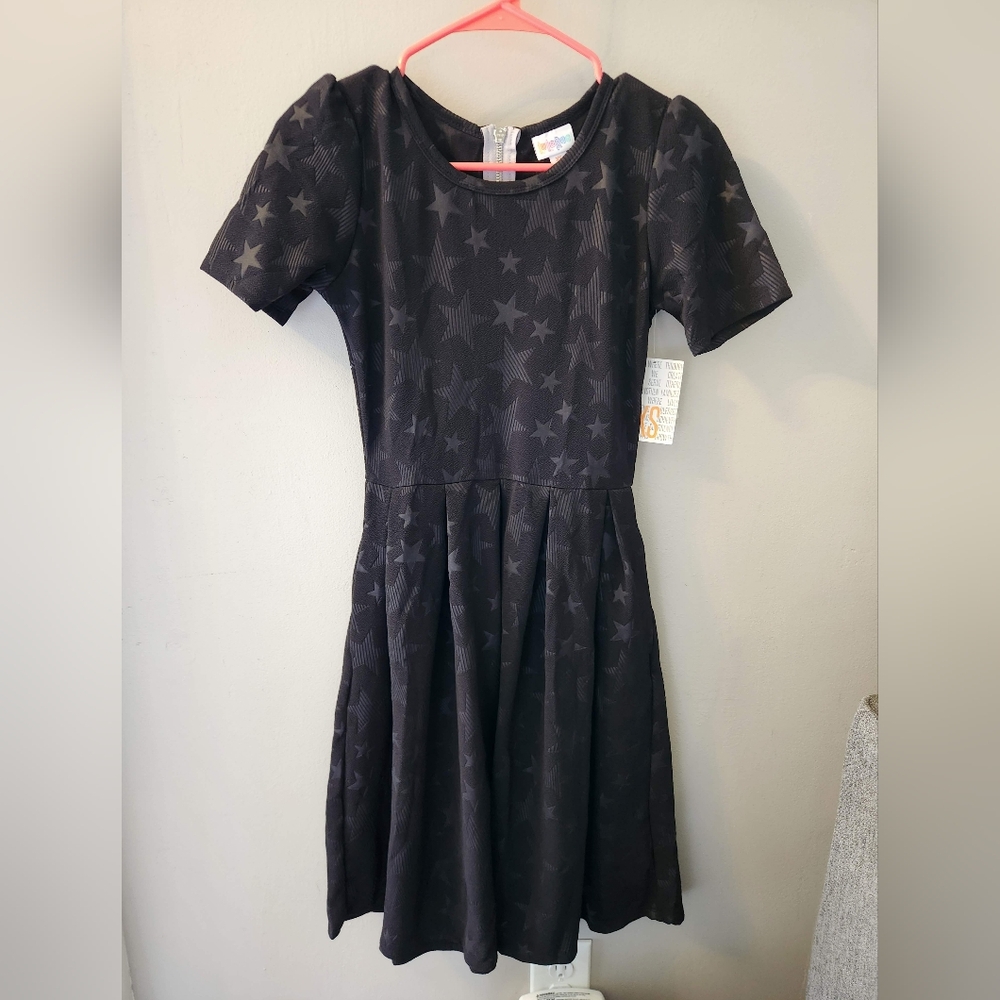 LuLaRoe Amelia dress black Stars Skater Goth Modest Textured Whimsigoth Sleeves